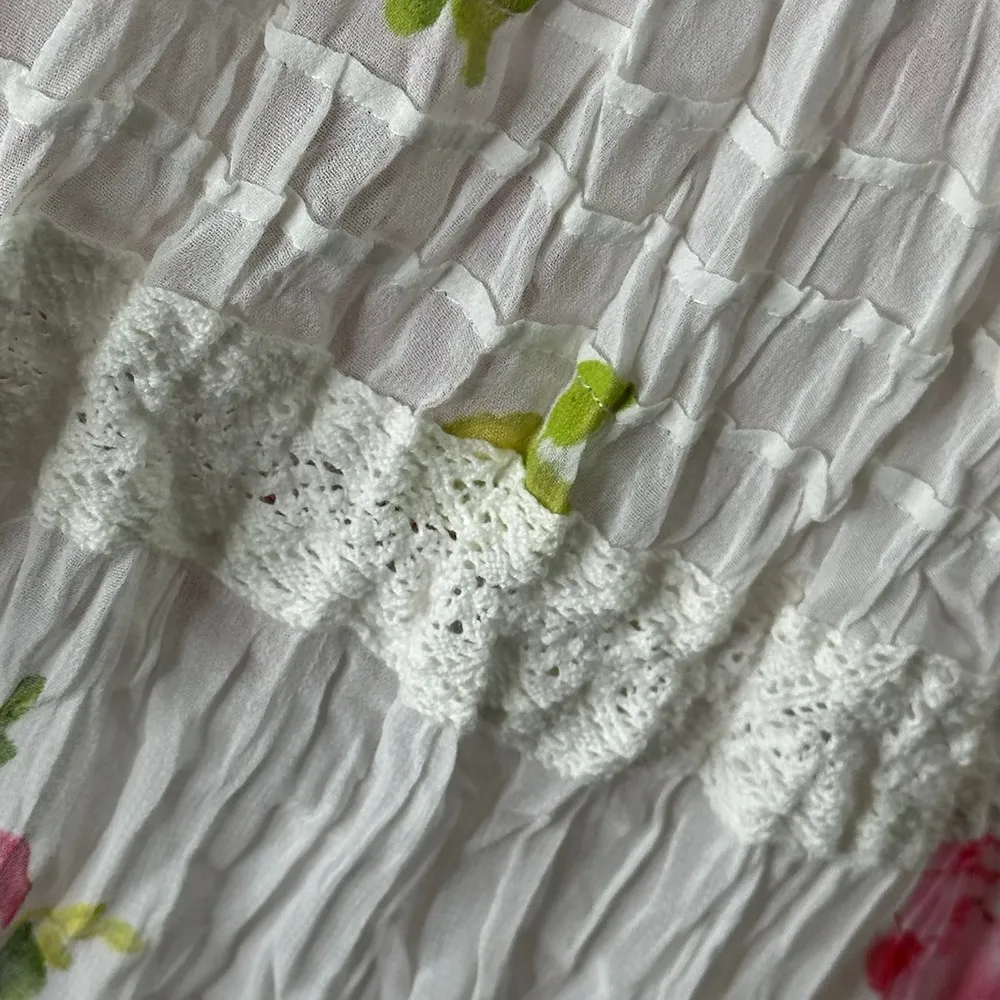 Y2K Guess White Pull-On Midi Skirt Red & Pink Roses Lace Trim Women's Medium - Image 5