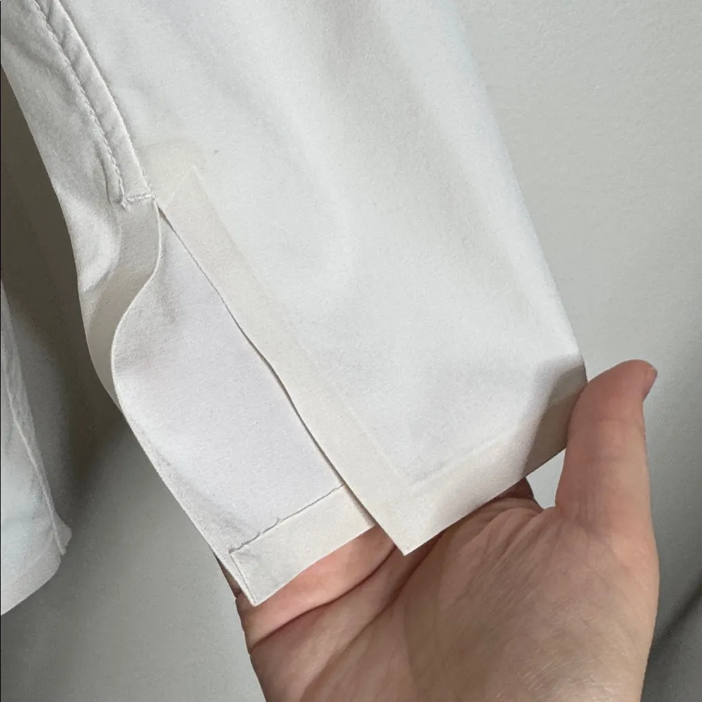 Athleta Ivory Urbanite Top 2.0 Casual Button Down Shirt  with Chest Pocket sz M - Image 6