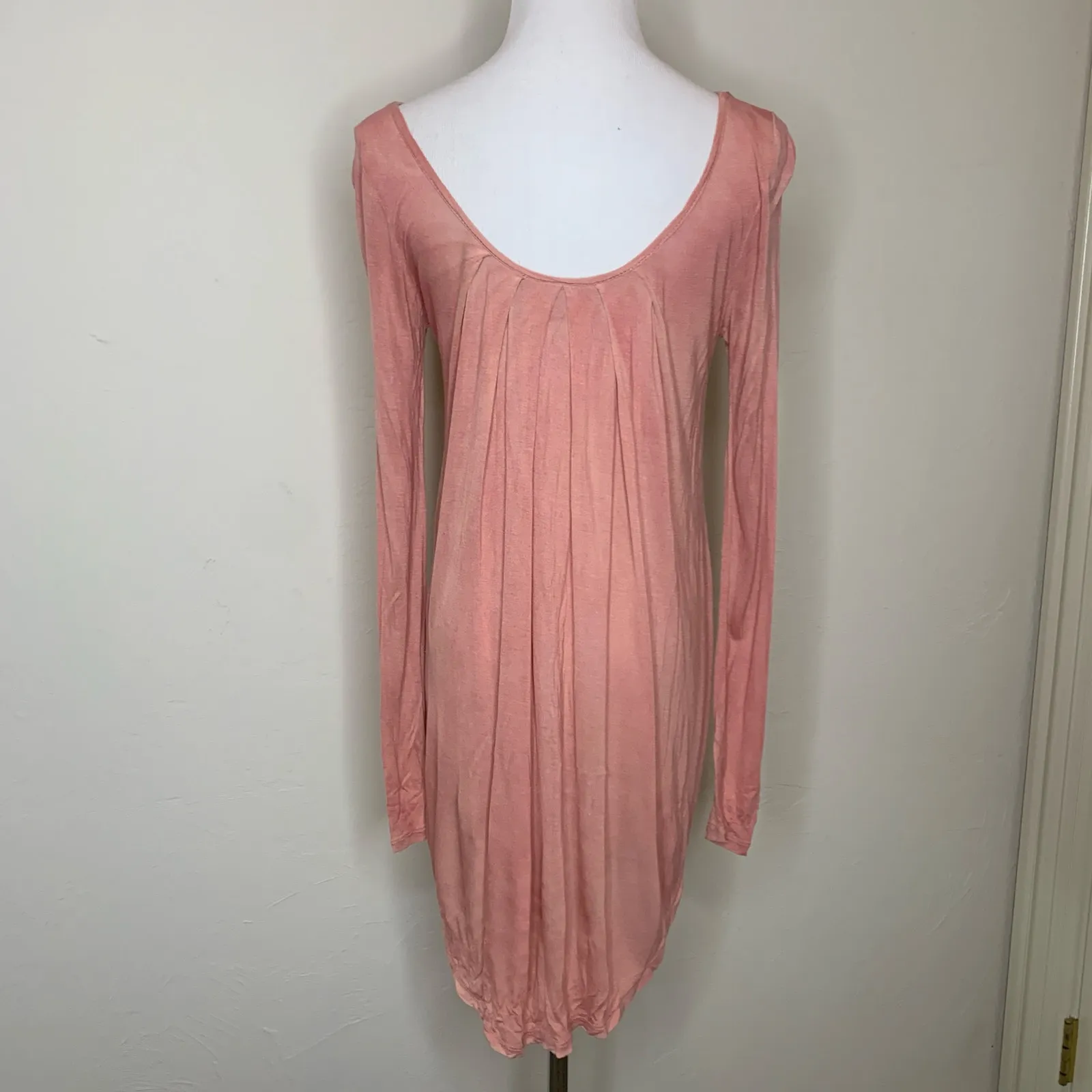 Muted Pink Flowy Long Sleeve Hi Low T Shirt XS - Image 2