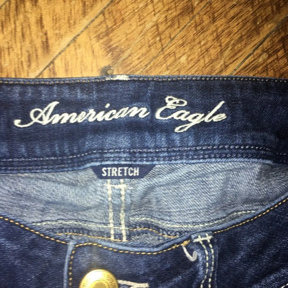 American Eagle kick boot raw hem western size 6 jeans - Image 2