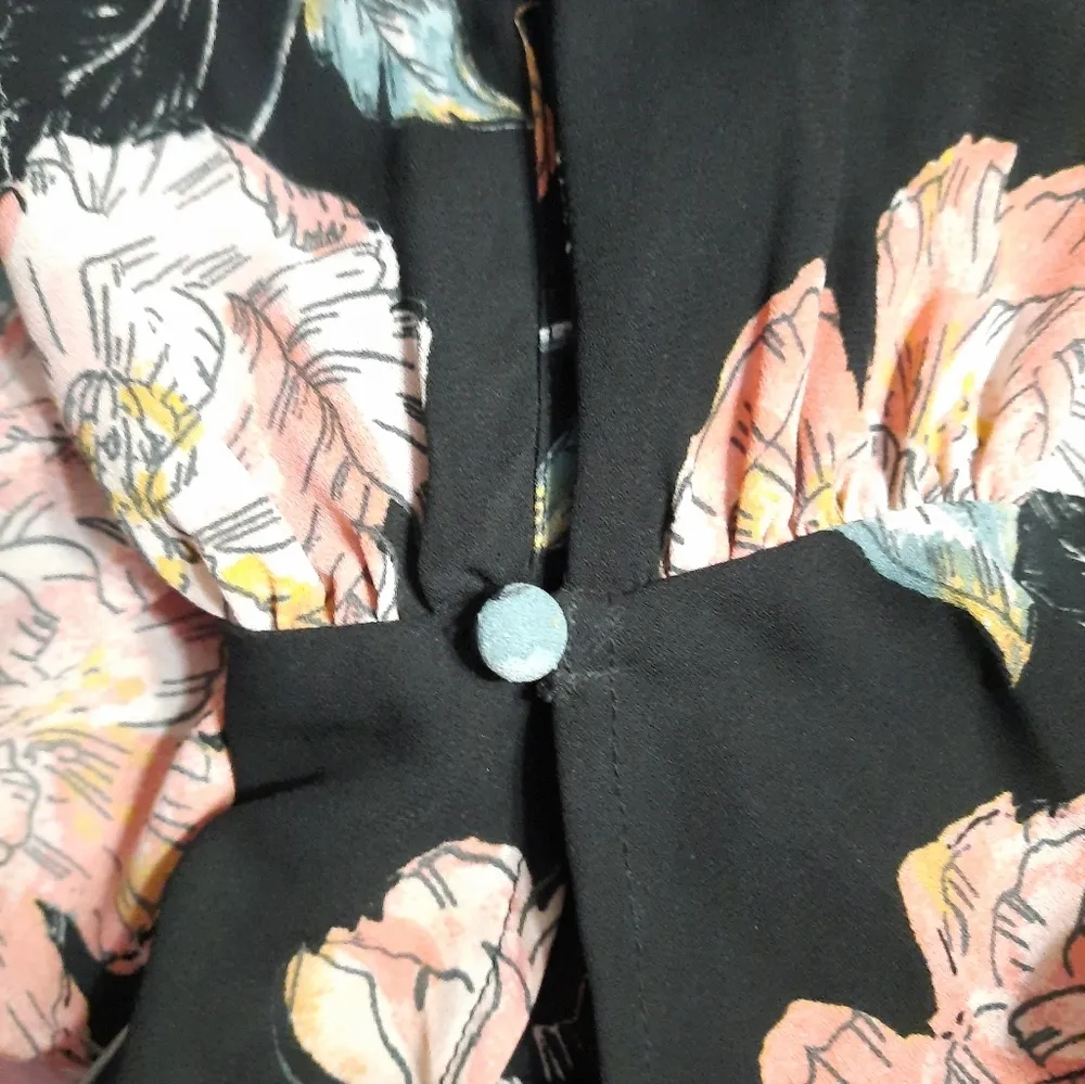 Kaari Blue Floral Blouse Long Sleeve Medium - Image 6