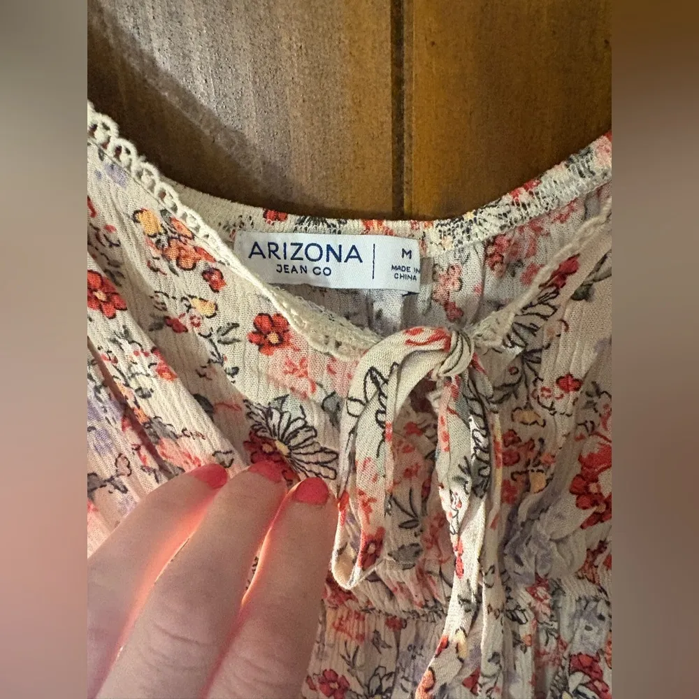 Arizona Jean Company Floral Blouse with Ruffle Sleeves - Image 3