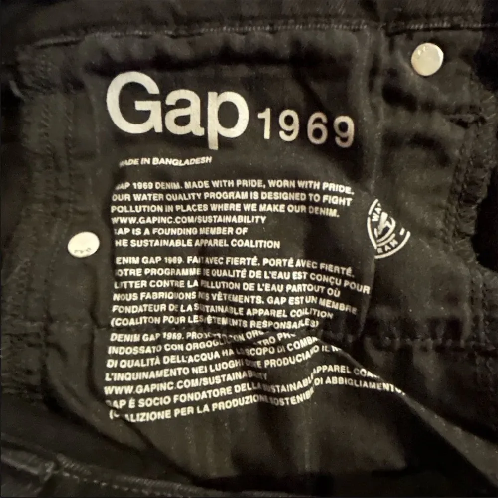 Gap Women's Boyfriend Jeans Size 28 Black Denim Mid Rise 5-Pocket Style - Image 4