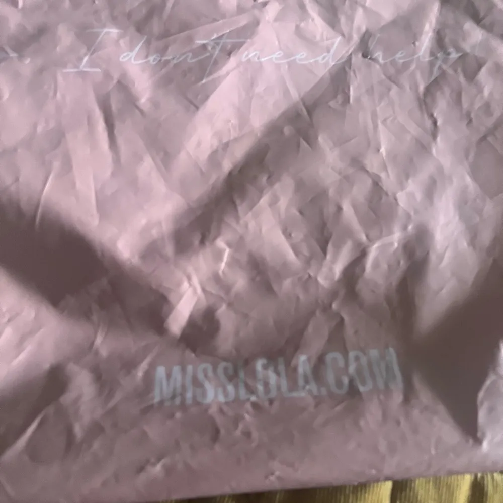 Miss Lola.. Camilla chain link mid heel.. Appox: 3” - Image 3