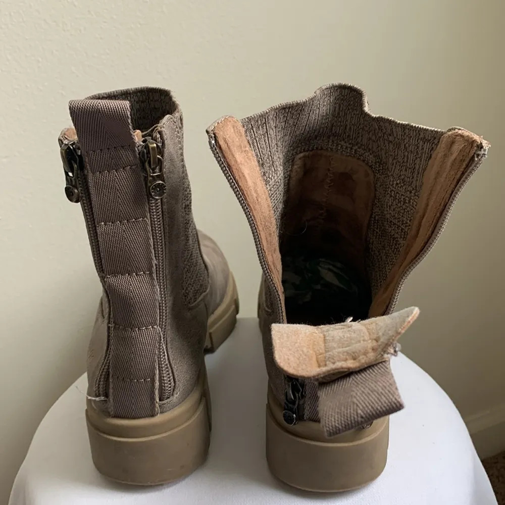 Blowfish Moor Lug Sole Leather Boot (Sz 8.5) Sea Mushroom Prospector/Tech Knit - Image 11