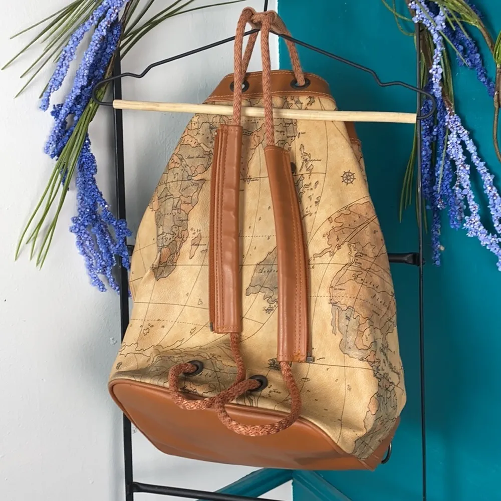 Europac global design vintage sturdy Lg backpack - Image 7