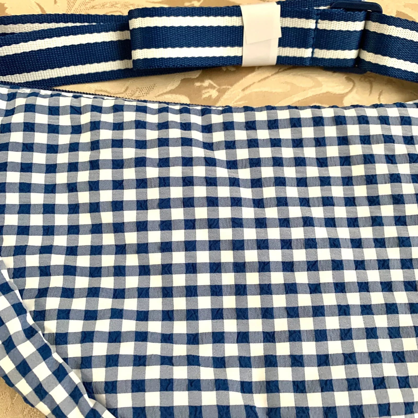 LAST ONE - Uniqlo Round Mini Shoulder Bag | Gingham Blue - Image 4