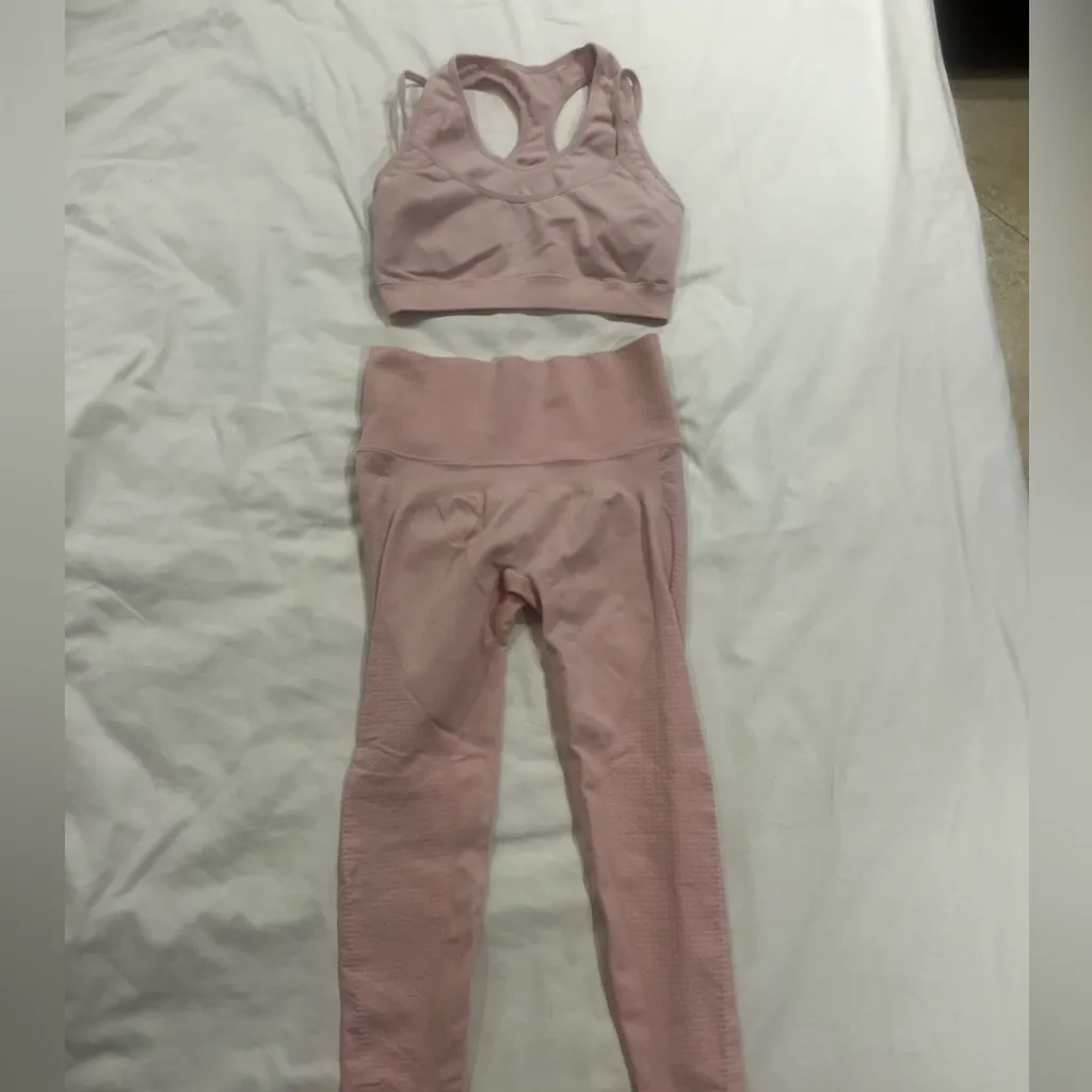 Pink Sports Bra and Leggings Set Size XS - Image 4