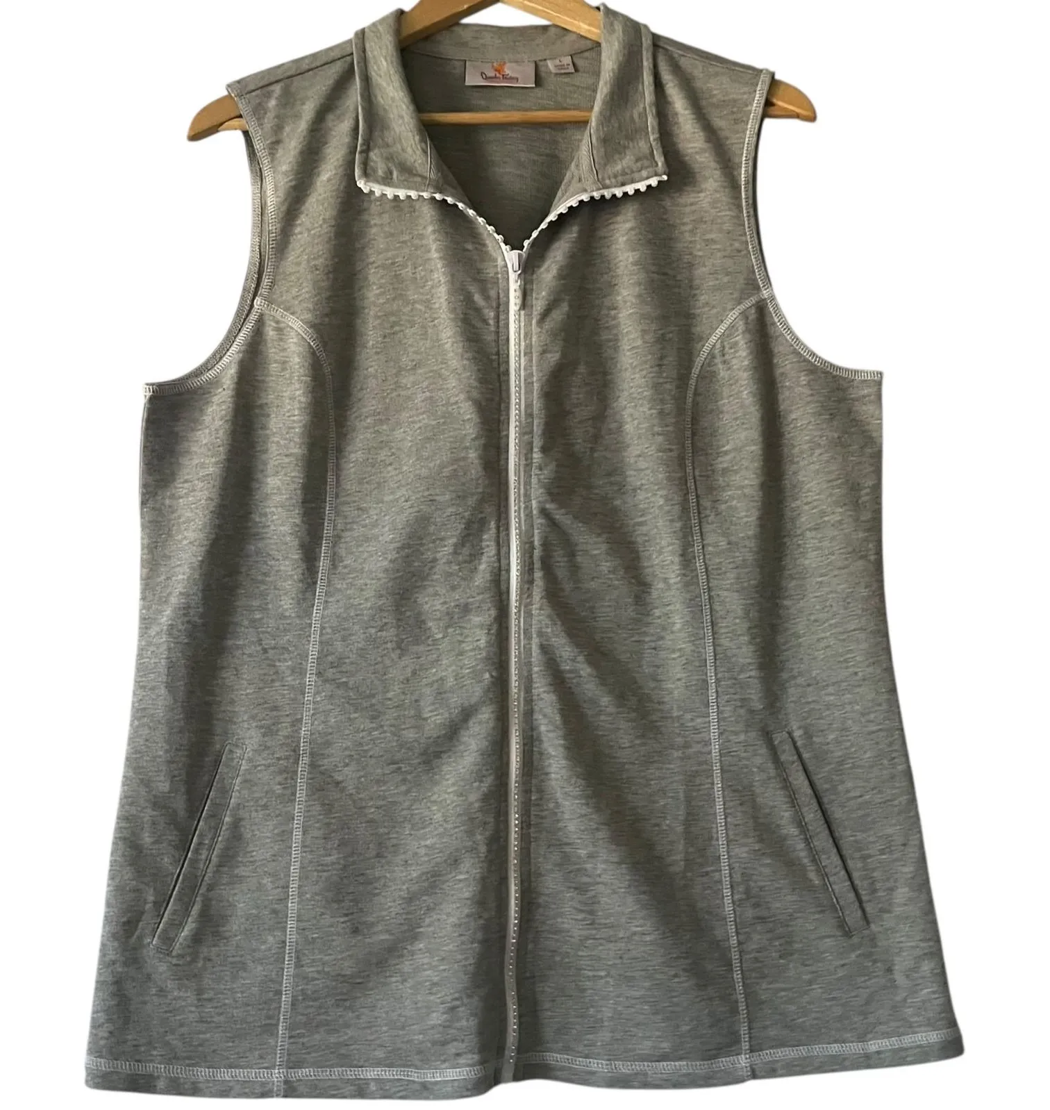 Quacker Factory Womens Vest Full Zip Sleeveless Pockets Sparkle Gray Size Large - Image 1