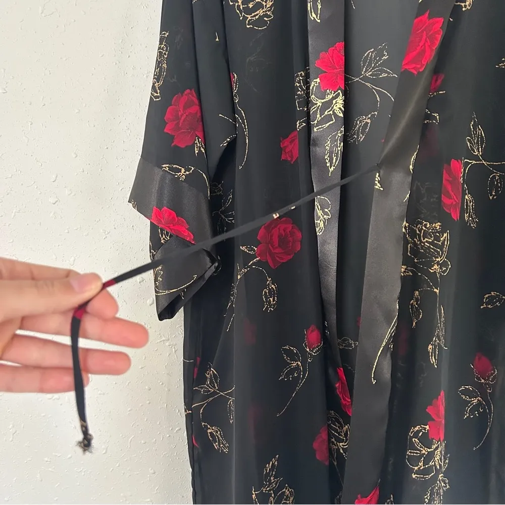 Vintage California Dynasty Black Sheer Red Rose Floral Robe Casual OS Size undefined - Image 6