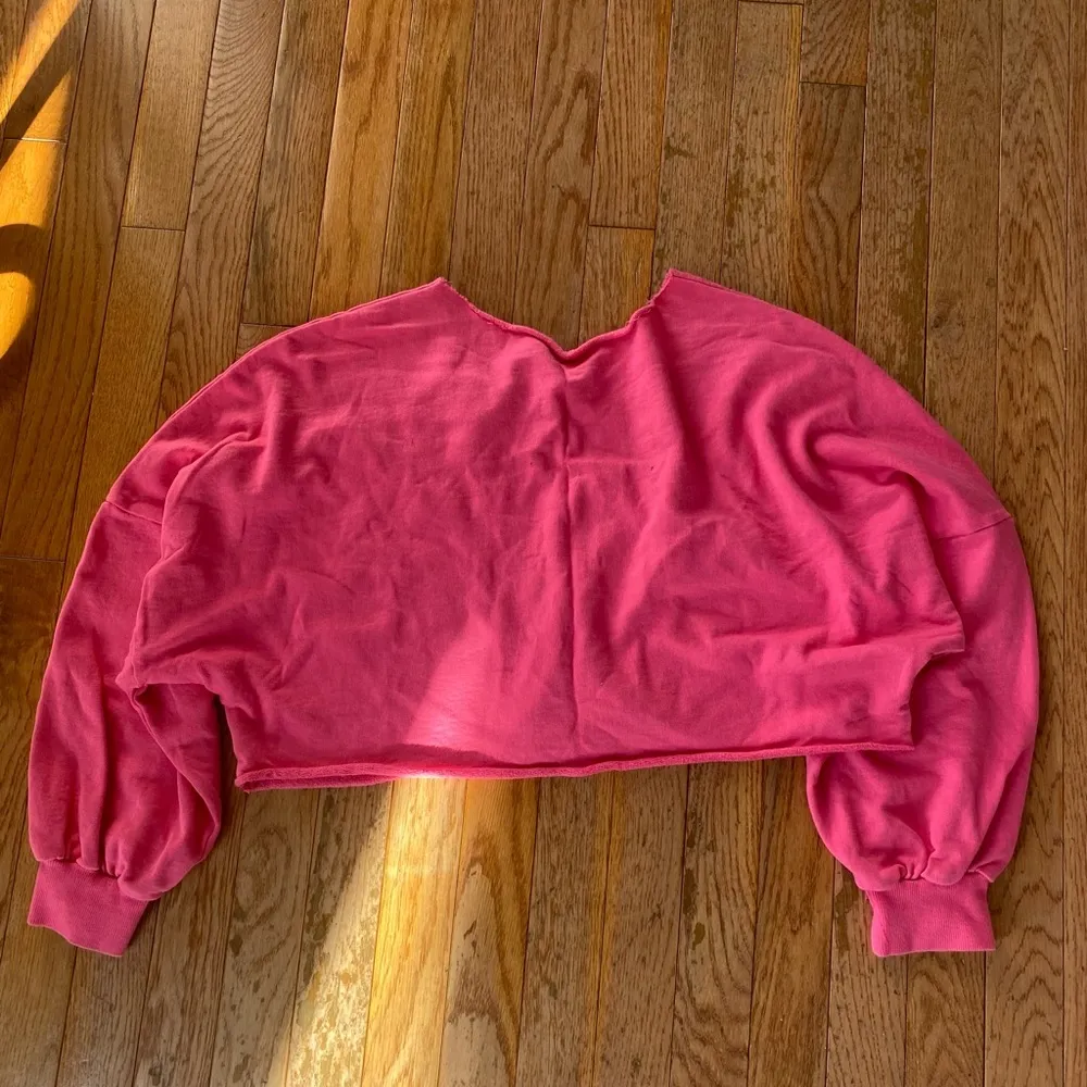 bright pink cropped off the shoulder sweater - Image 5