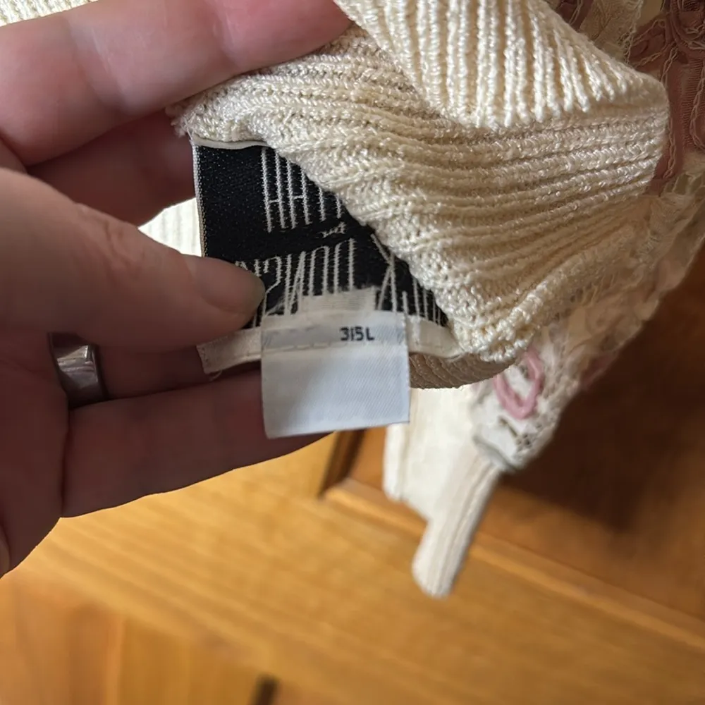 Vintage Agatha for Jack Donsky Lace Floral V Neck Sweater, pink & cream, size 14 - Image 4