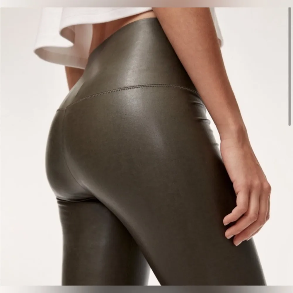 Aritzia Wilfred Free Daria Pant Faux Leather Leggings in Olive Green - Image 5