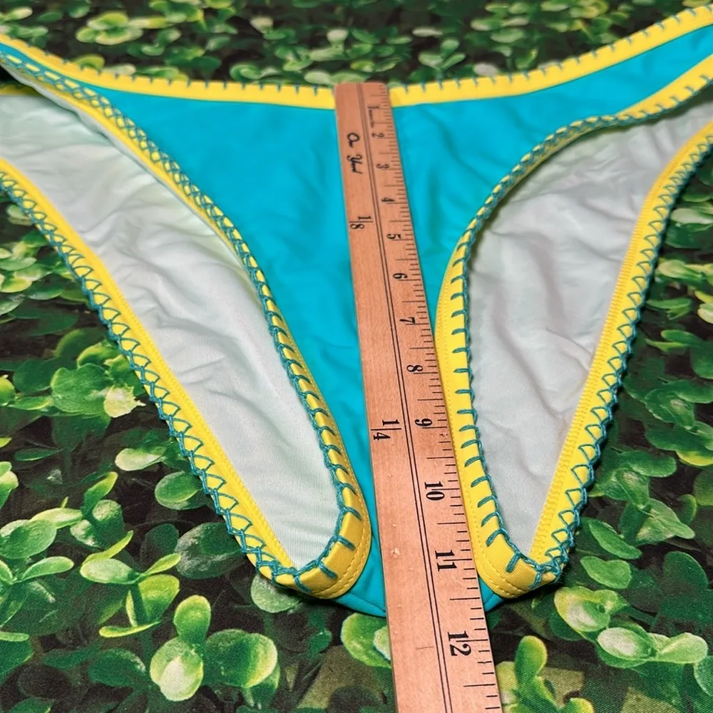 Cupshe Swim Bikini Bottom Swimwear Blue/Yellow size Large NWOT Crochet detail - Image 6