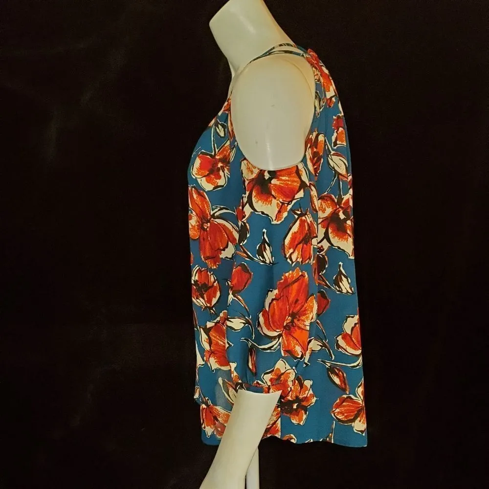 Skies Are Blue Blue, Red, & Cream Floral Strappy Cold Shoulder Blouse (XS) - Image 4