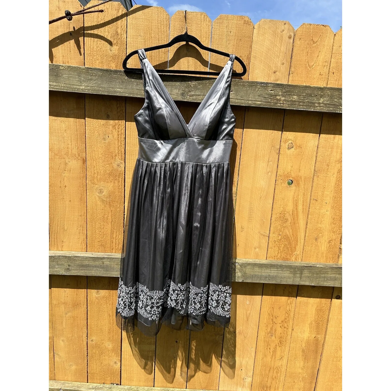 Night Way‎ Women's Sz 8 Silver with Black Tulle Beaded Gown Dress Vintage - Image 2