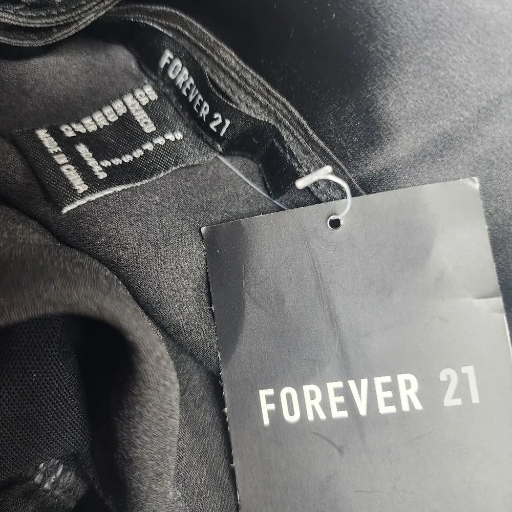 NWT Forever 21 Dukes of Dallas Black Halter Bodysuit (S) - Image 5