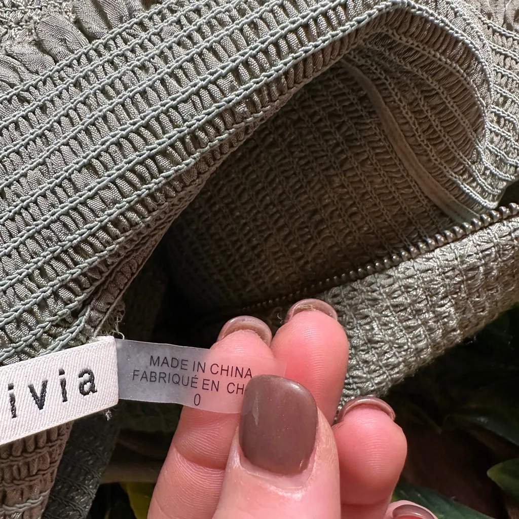 Alice and Olivia Elvira Smocked Sage Dress Size 0 - Image 6