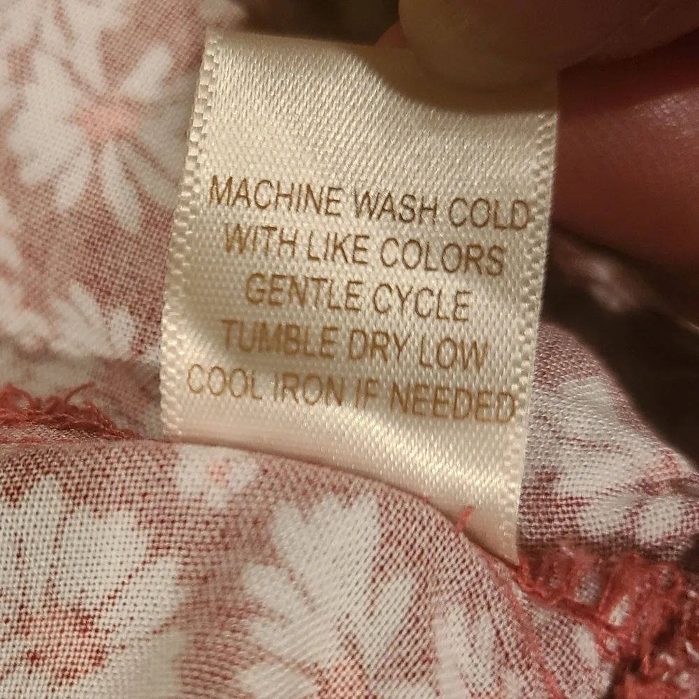 Liberty Love Maroon Floral Off the Shoulder Longsleeve Crop Top Size Medium - Image 6