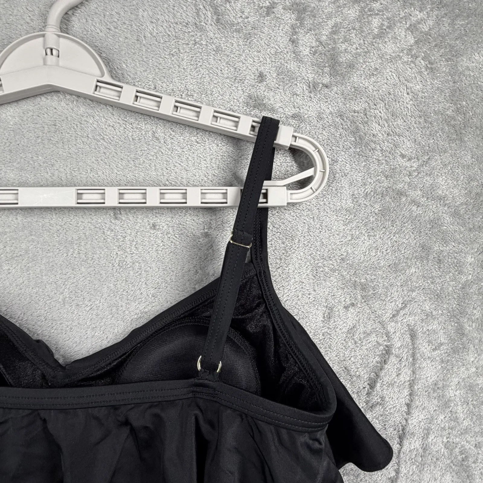 Fit 4 U Swimsuit 10 Black Tiered Ruffle Swimdress Shorts Modest Neutral Minimal - Image 6