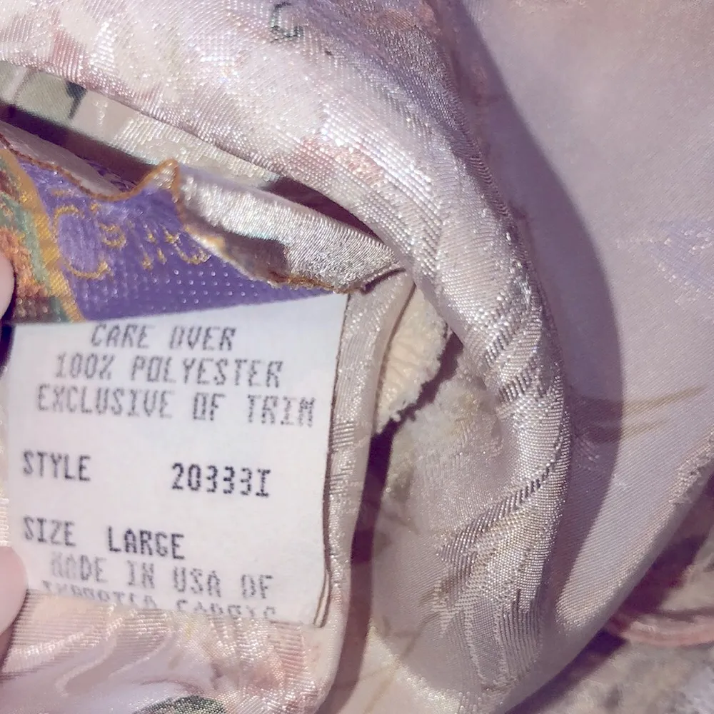 California Dynasty pink floral silky nightgown slip size large with lace detail - Image 8