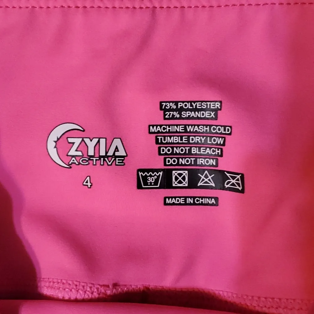 Zyia Light N Tight Zippered Pocket Crop Leggings 4/Small - Image 2