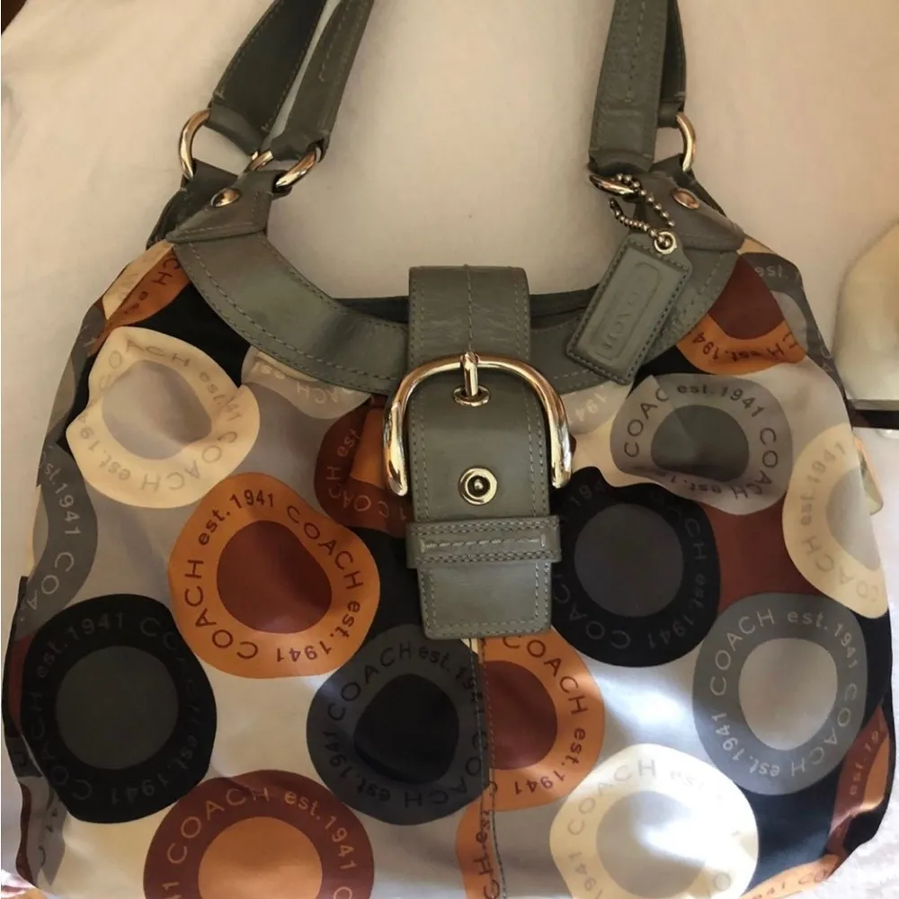 RARE Coach soho signature scarf print shoulder bag - Image 7