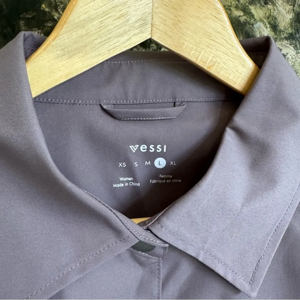 Vessi Women's Gray Rain Jacket Size Large Like new Purple - Image 4