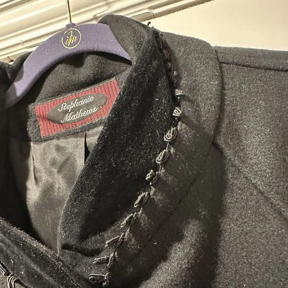 Womens Vtg Stephanie Mathews Wool Coat Velvet Trim /Big Buttons Coat Size 2x Black - Image 5