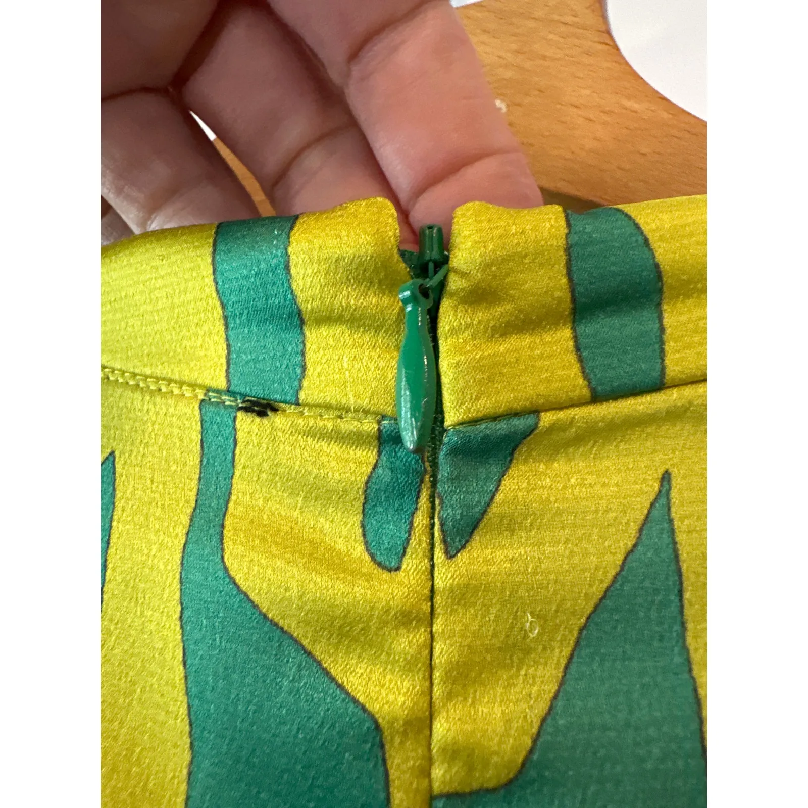 Alexis Zuella Abstract Crepe Puff Sleeve Maxi Dress Size Small - Image 6