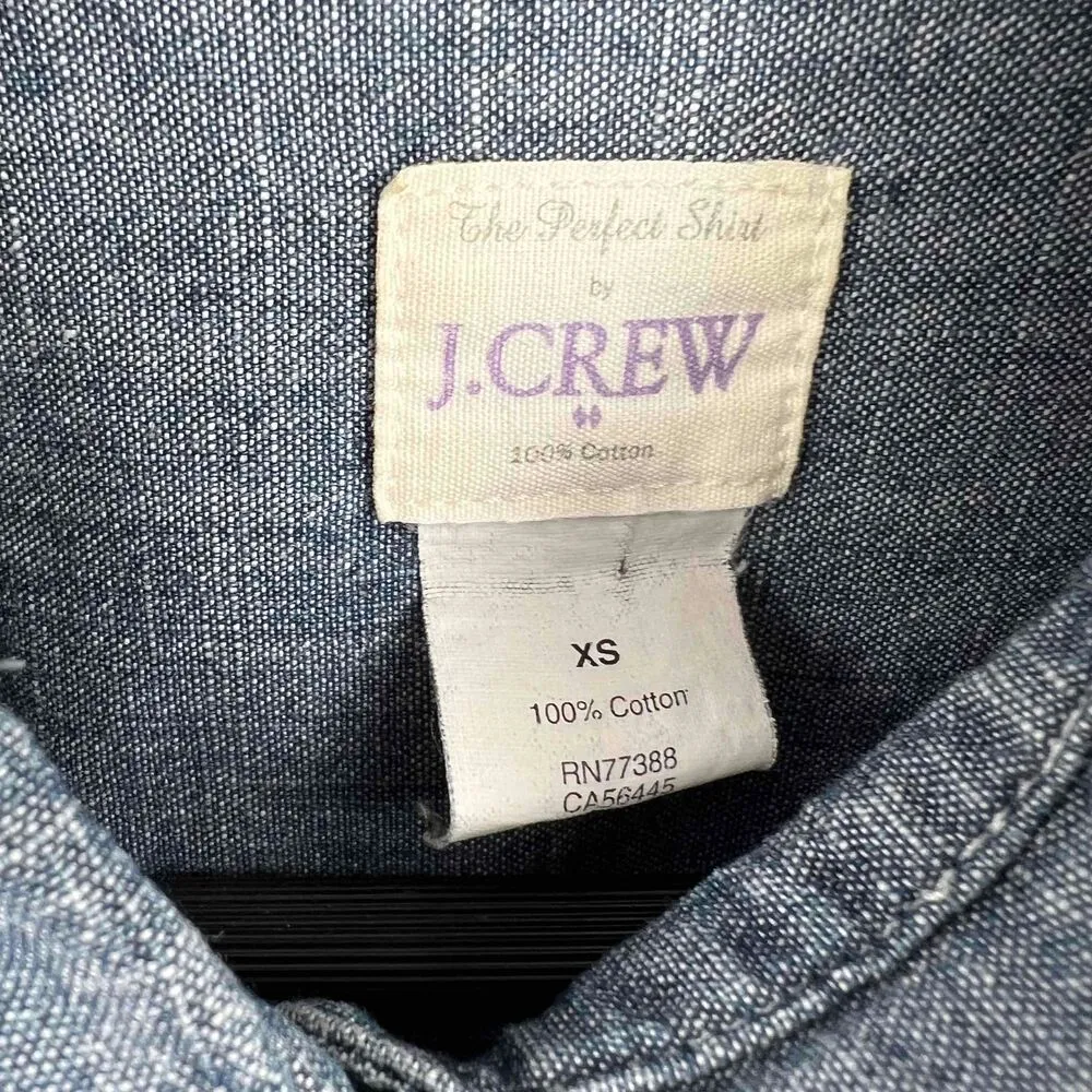 JCrew Blue Chambray Long Sleeve Perfect Shirt Roll Tab Sleeves Womens XS - Image 5