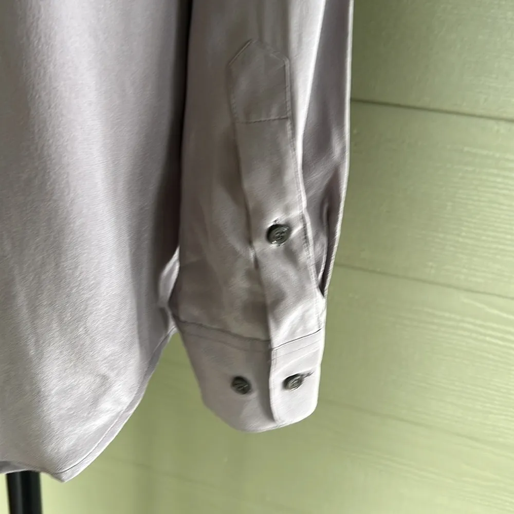 Equipment Femme Silk Long Sleeve Button Down Shirt - Image 9