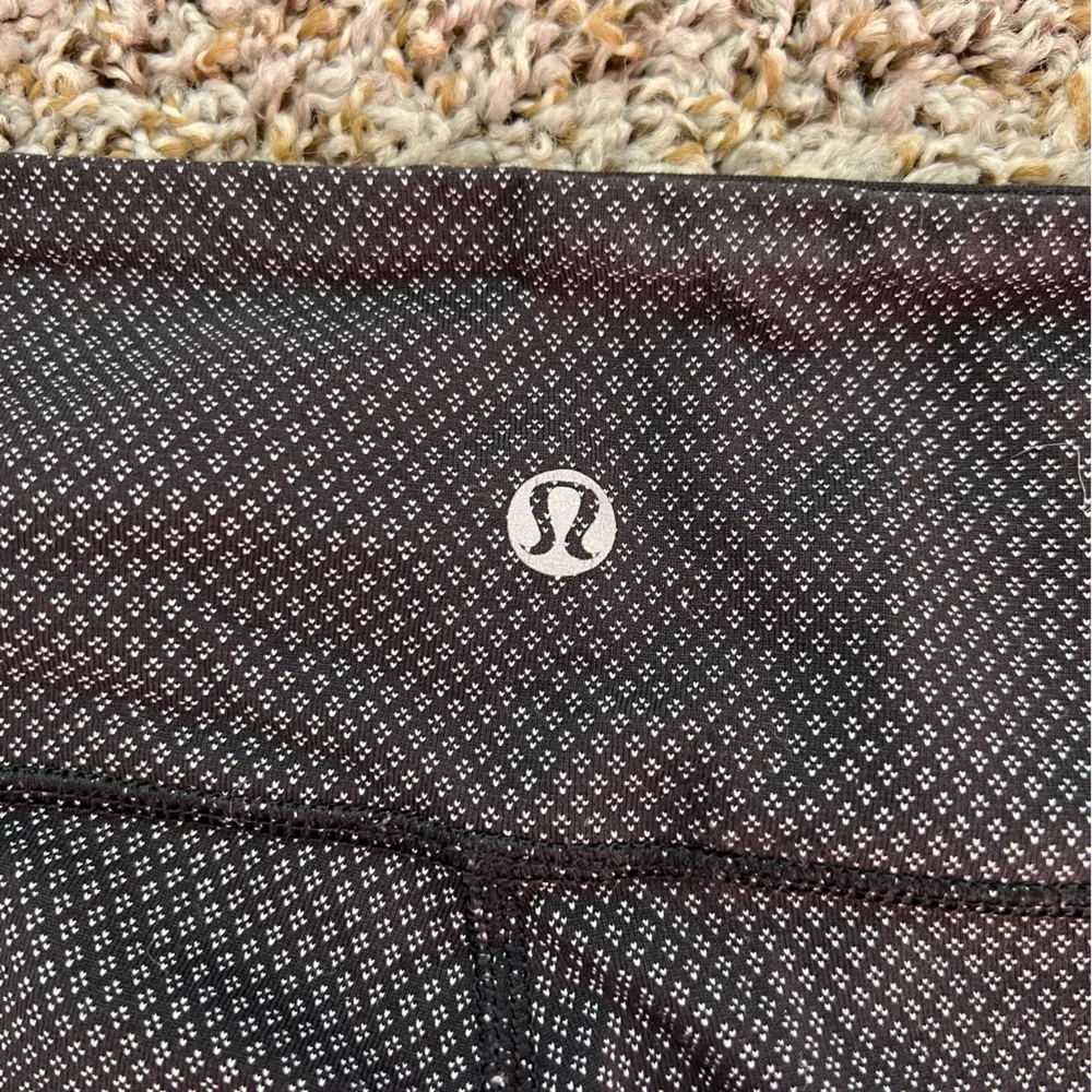 Lululemon Wunder Under Pant - Diamond Dot Black White / Black size 10 - Image 8