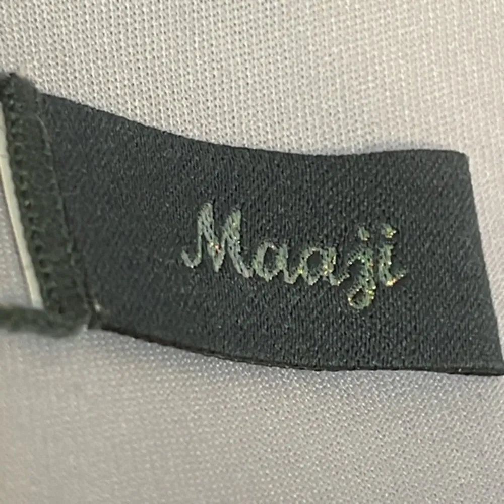 Maaji Bahamas sunset Bandeau tropical bikini top halter soft cup swimwear size L - Image 3