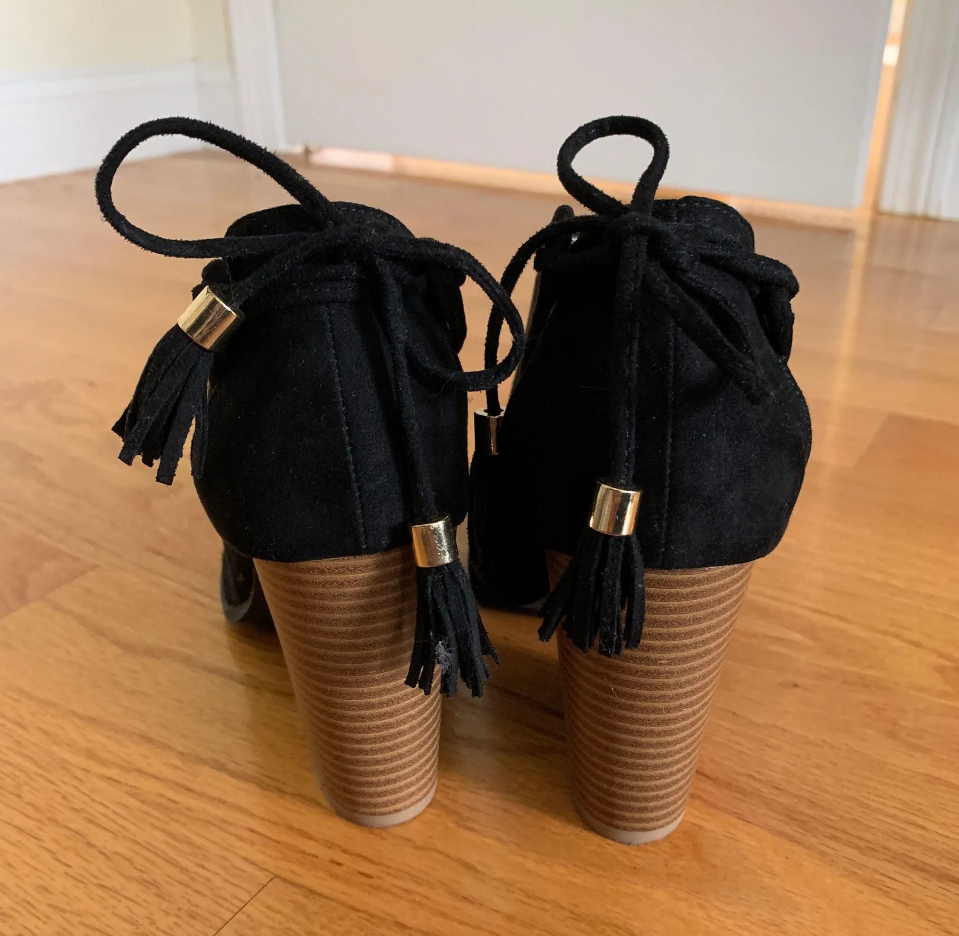 Black Heeled Booties Size 8.5 - Image 3