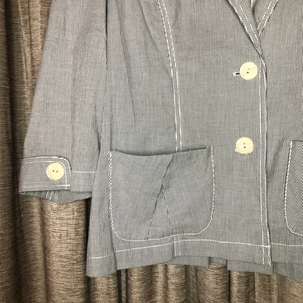 NWT Coldwater Creek Blue & White Seersucker Three Quarter Sleeve Blazer Size 10 - Image 3