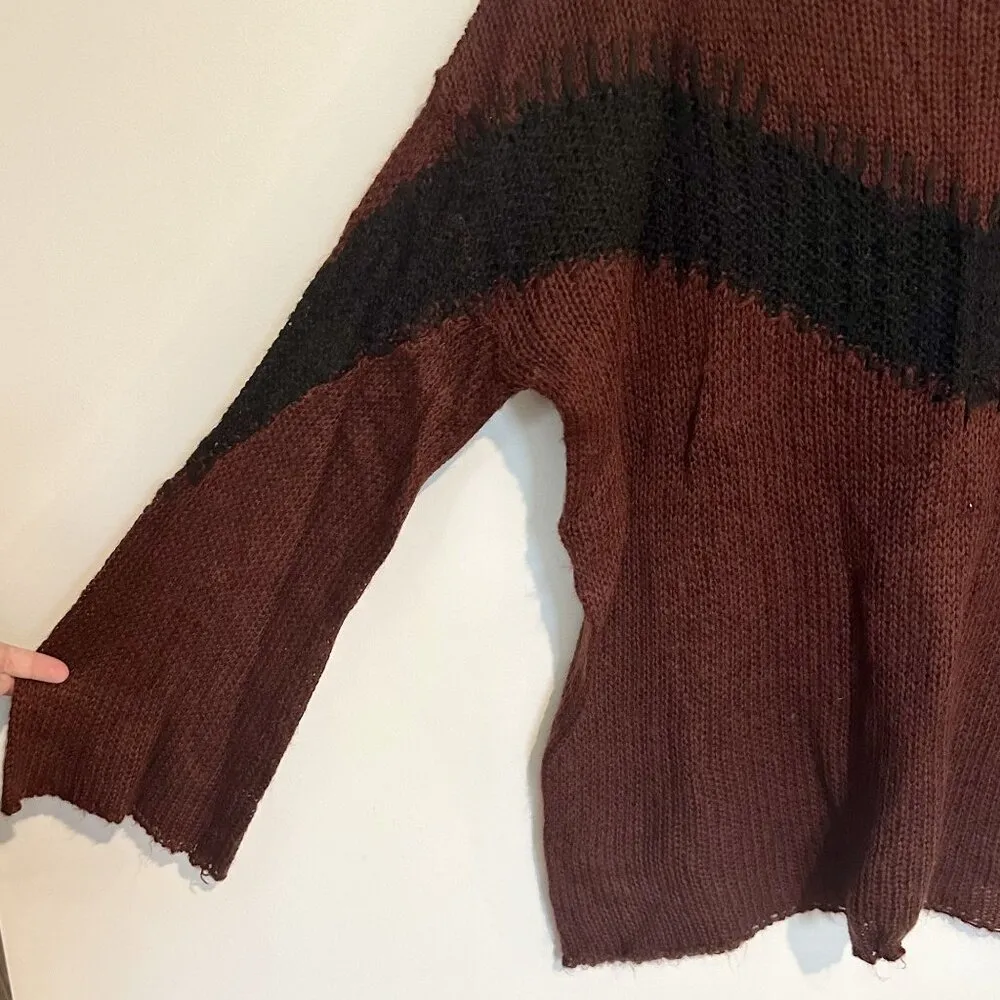 Moon River Maroon and Black Oversized Knit Sweater - Large - Image 3