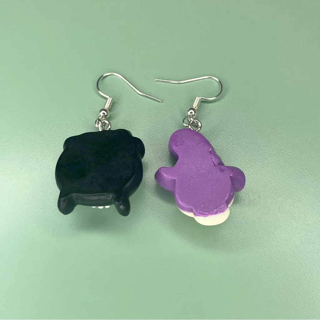 Halloween Mismatch Cute Skull and Cauldron Earrings | Handmade Black - Image 2