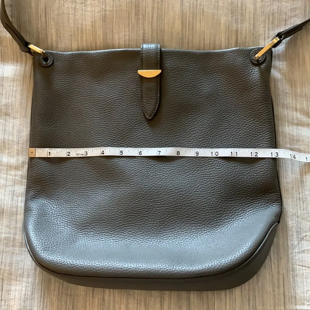 NWOT Neely & Chloe Gray Pebbled Leather Hobo - Image 11