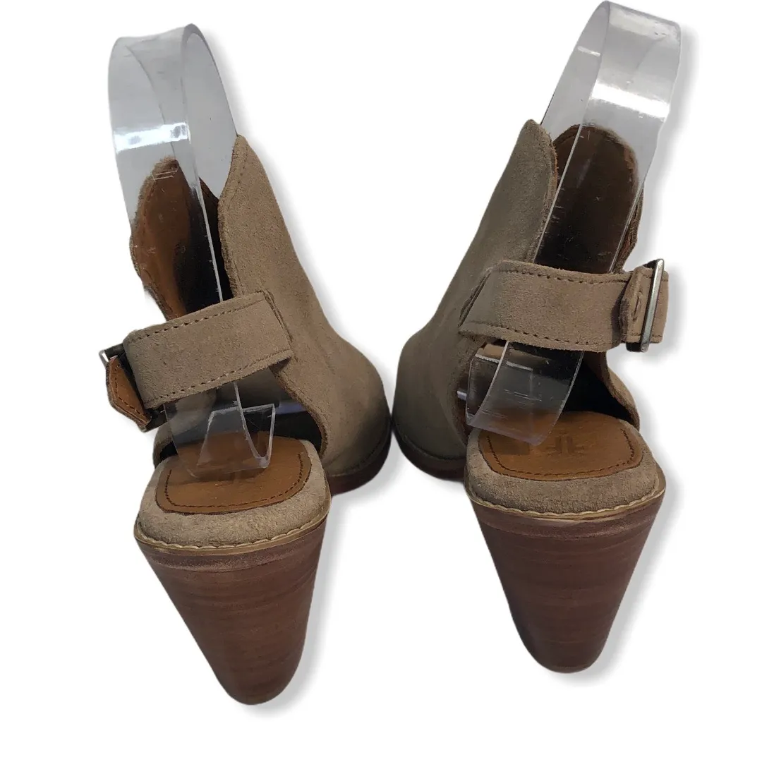 Courtney Sling Back Sandals - Image 4