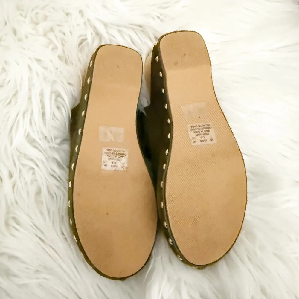 KELSI DAGGER x ANTHROPOLOGIE | Brooklyn Journal Clogs Olive Green Mules | Size 7 - Image 6