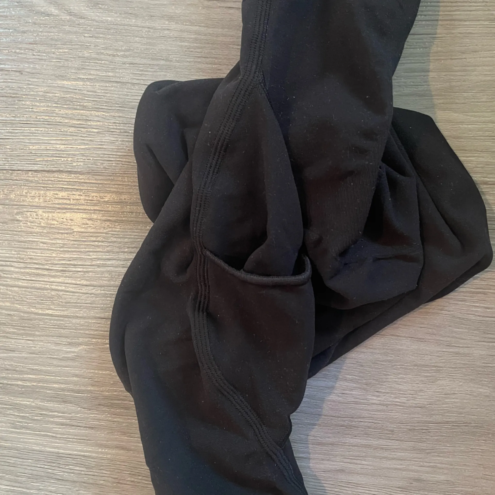 NWOT Skims Sculpting Mid Thigh Bodysuit Shorts Black Size S/M - Image 4