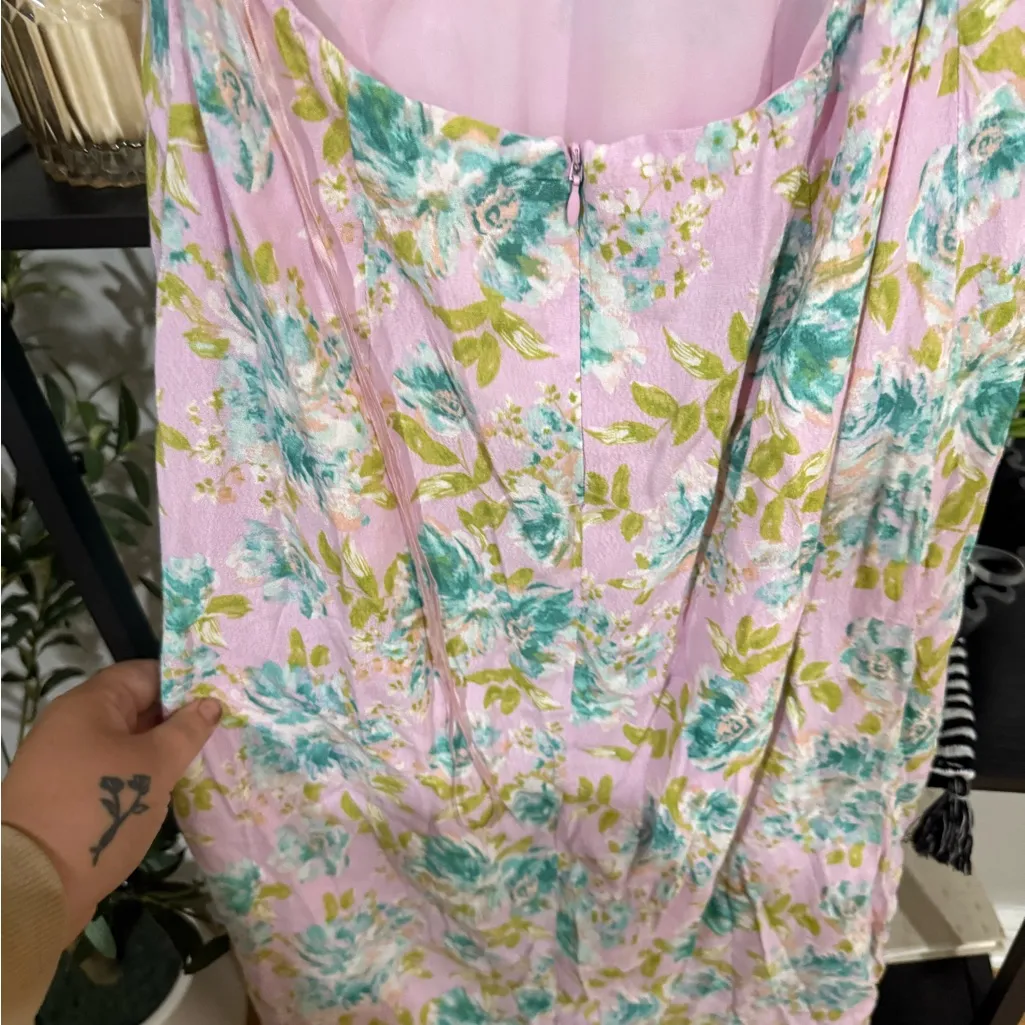 ASTR  Pastel Floral Midi Dress size medium - Image 8