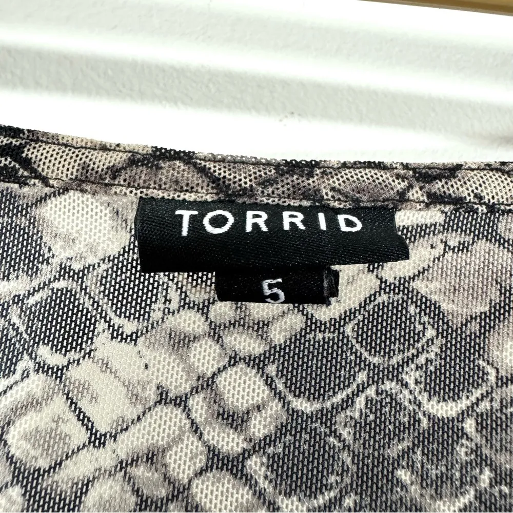 Torrid Babydoll Mesh Snake Print Brown Sheer Top - Image 5