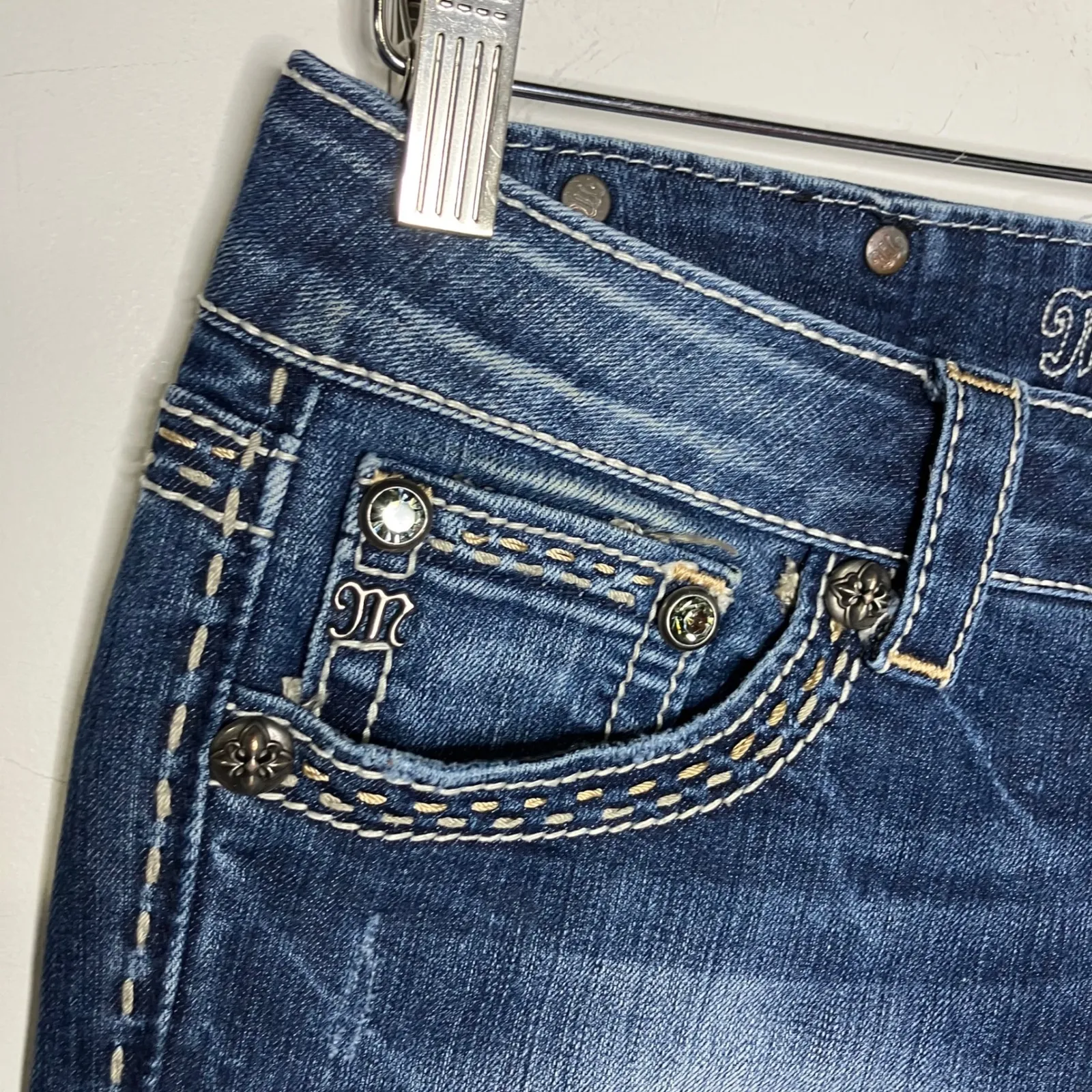 Miss Me boot cut jeans women's size 28 distressed western cowgirl bling - Image 3