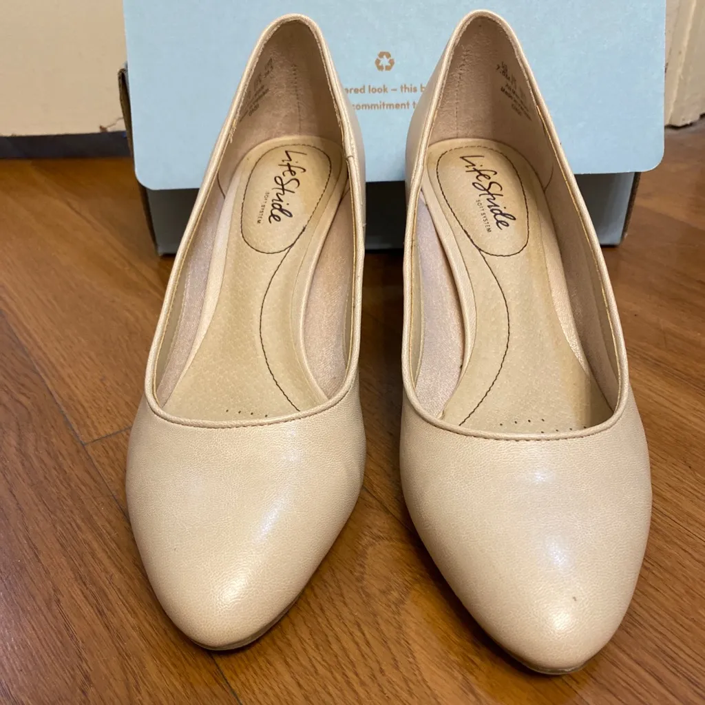 Lifestride 7.5M Gigi, Almond Vinci Pumps - Image 4