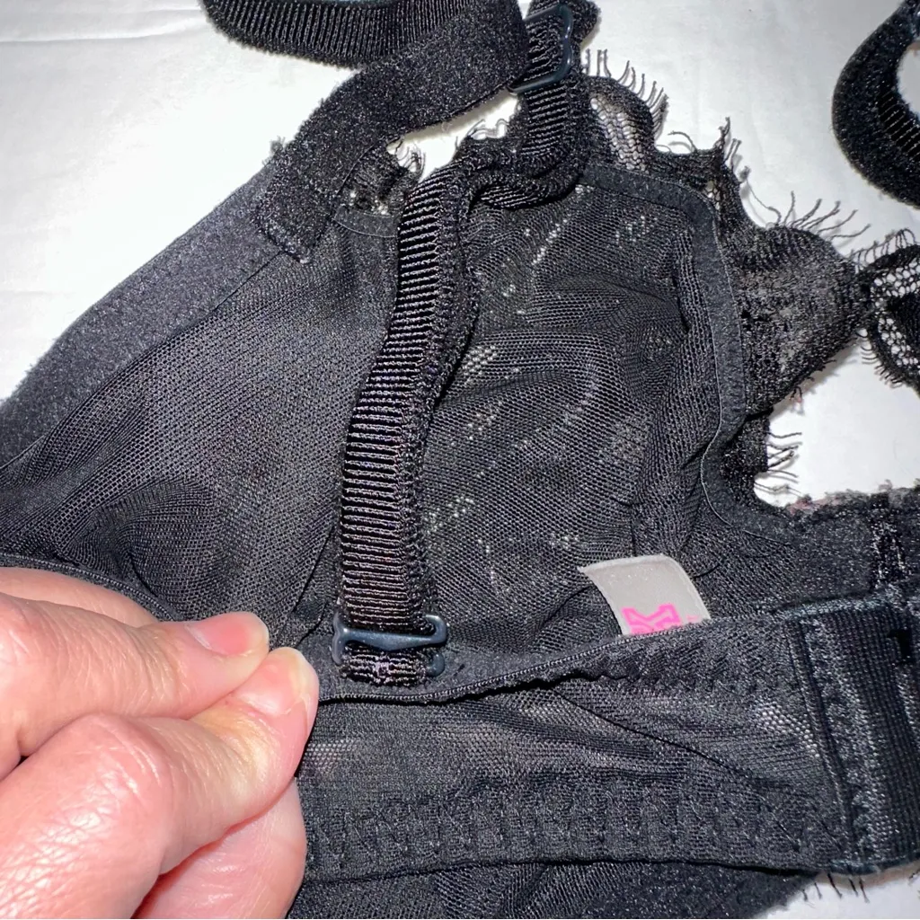 Victoria’s Secret Pink Elegant Black Lace Bra unlined size 36D - Image 9