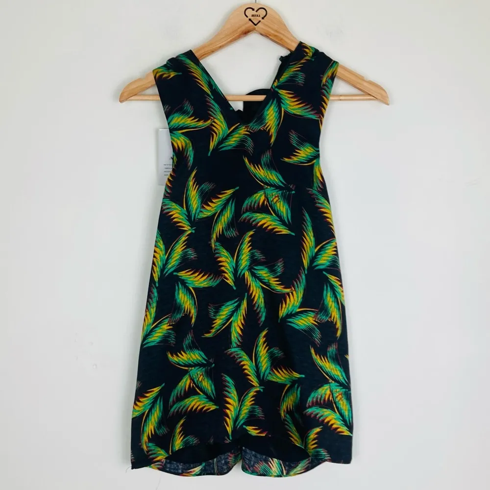 A.L.C. Leda palm print black tropical print silk twist neck halter tank. Size 2. - Image 5