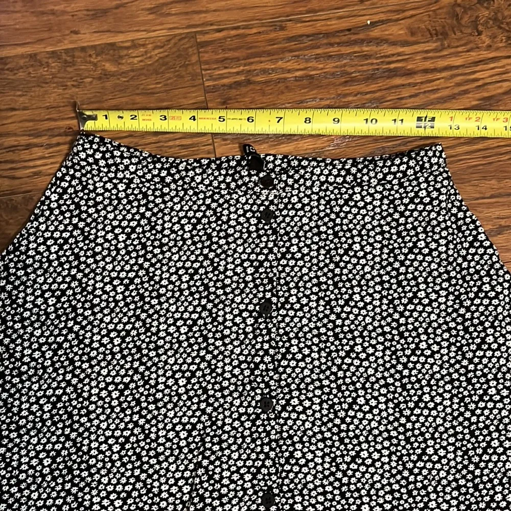 Divided daisy mini skirt - Image 7