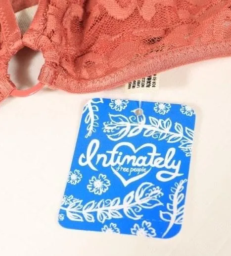 Free People NWT  Toni Bralette Size Medium - Image 4